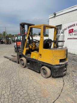 Nissan 8,000 IB LP Forklift