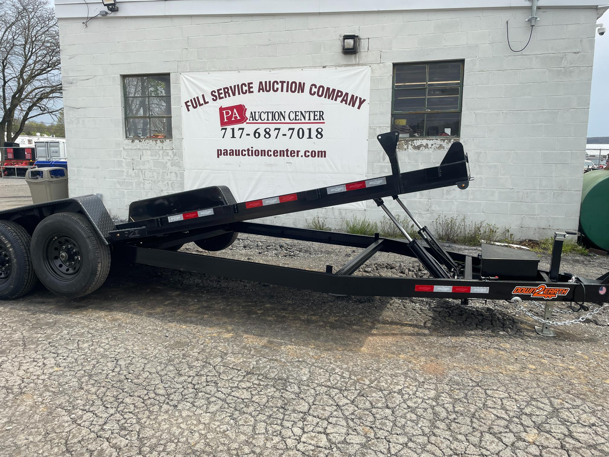 New 2024 22' Hydraulic Tilt Equipment/Car Trailer