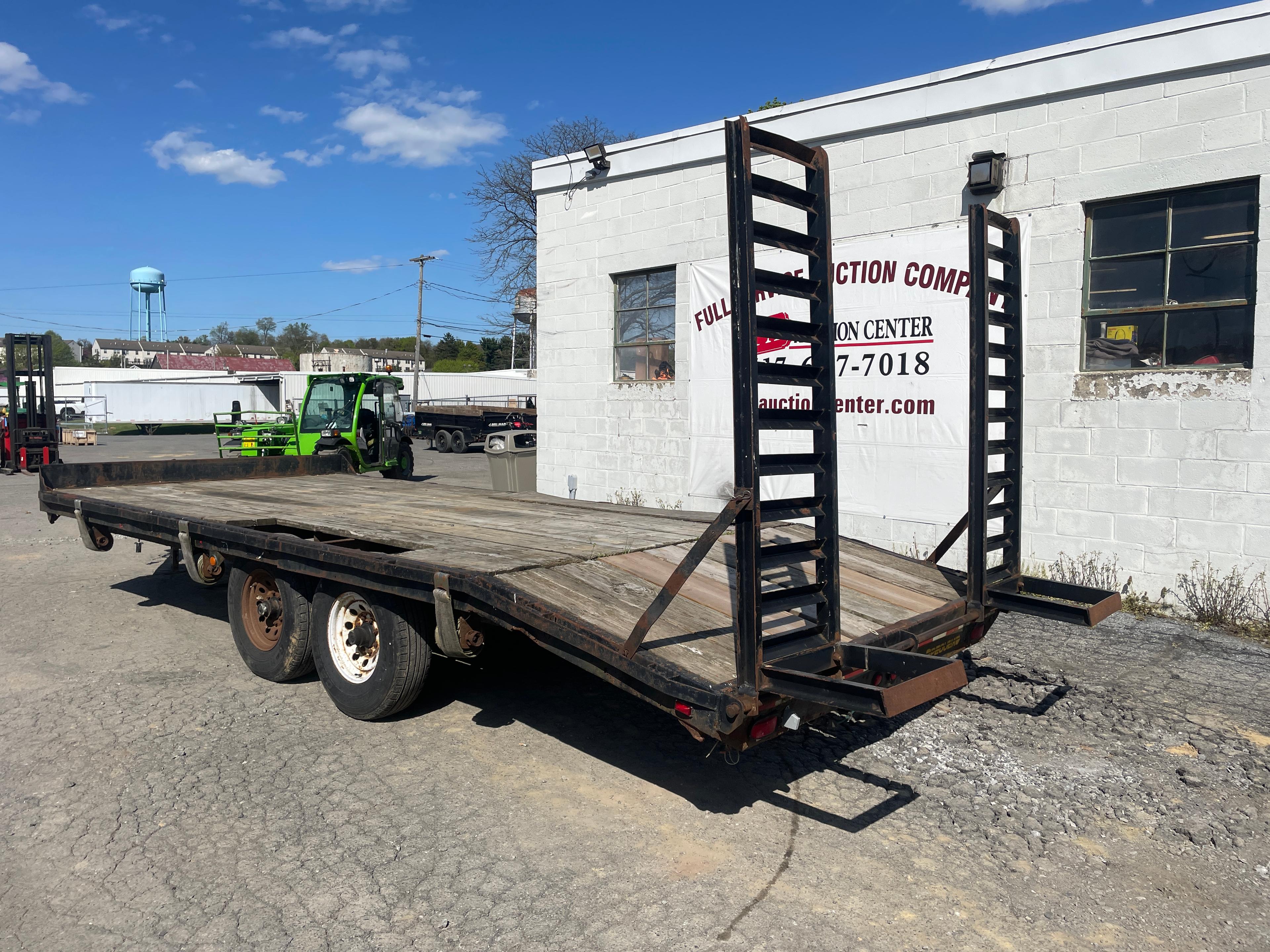 2005 Pequea 20' Equipment Trailer