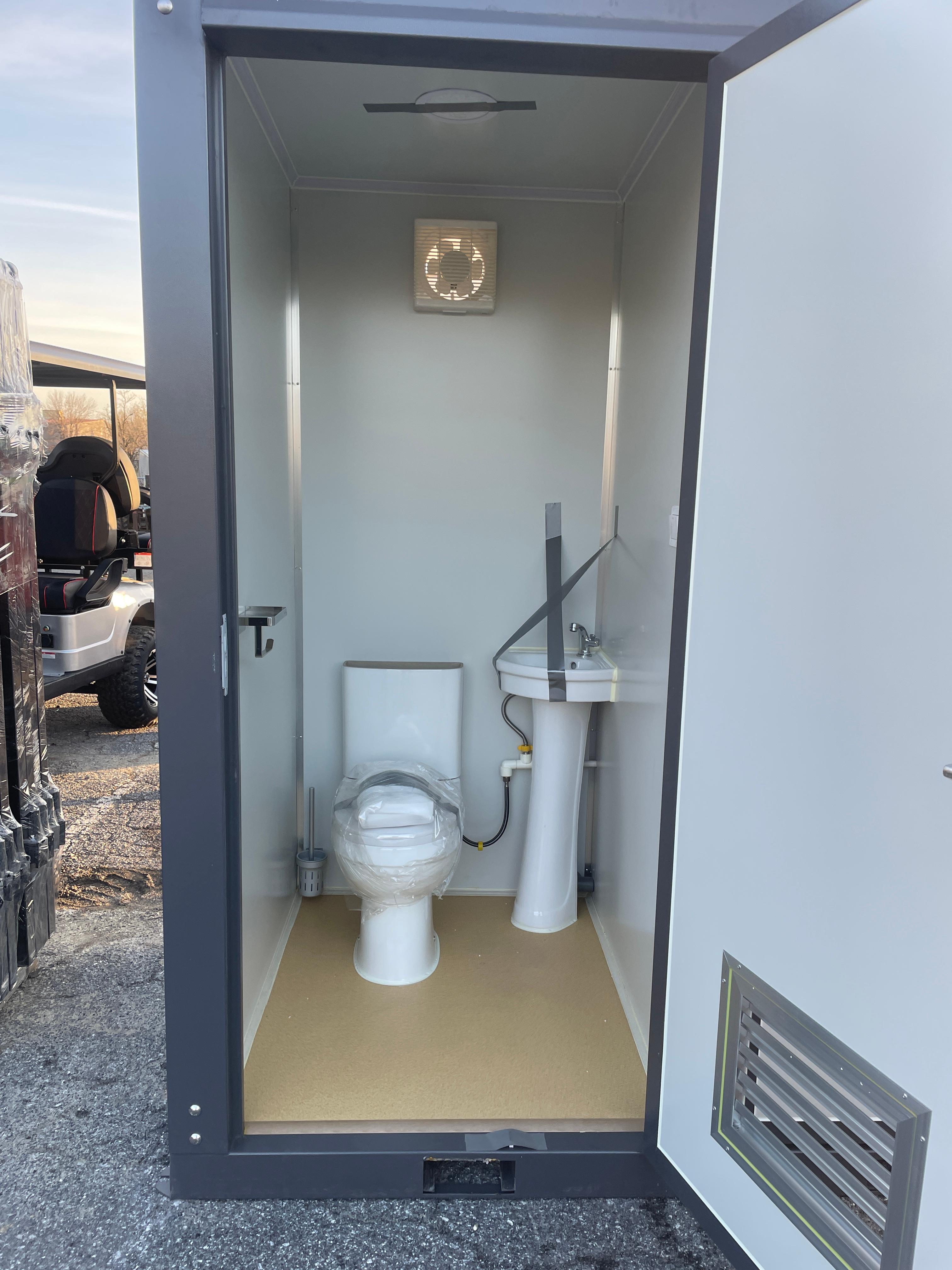 New Bastone Mobile Toilet