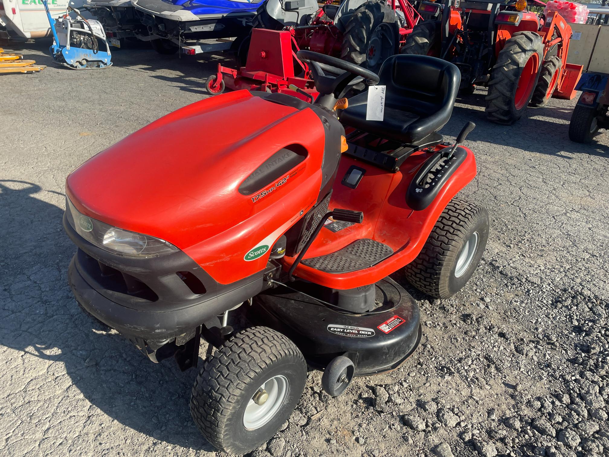 Scotts 42" Hydrostatic Riding Mower