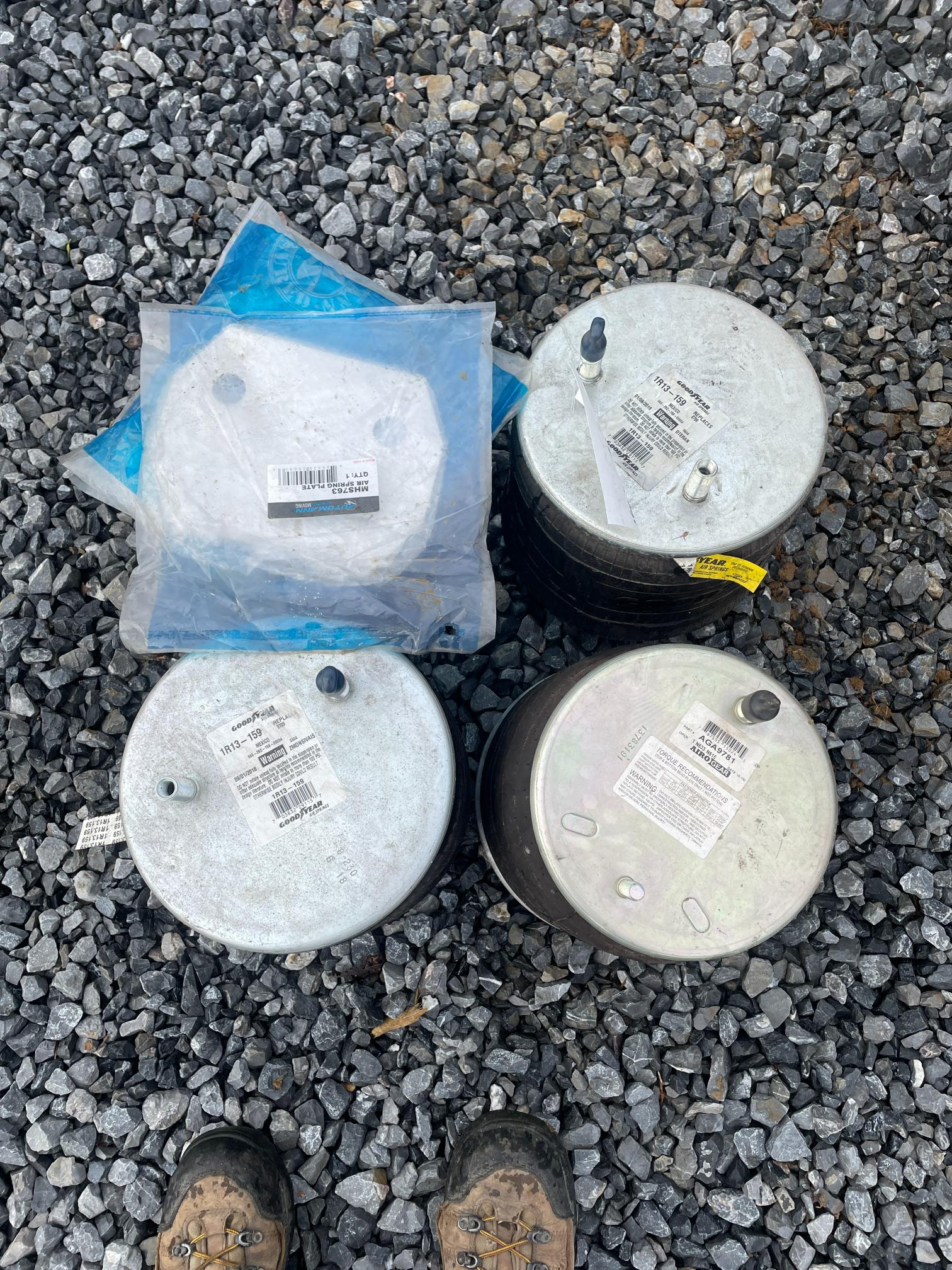 Lot Of (4) Semi Air Bags