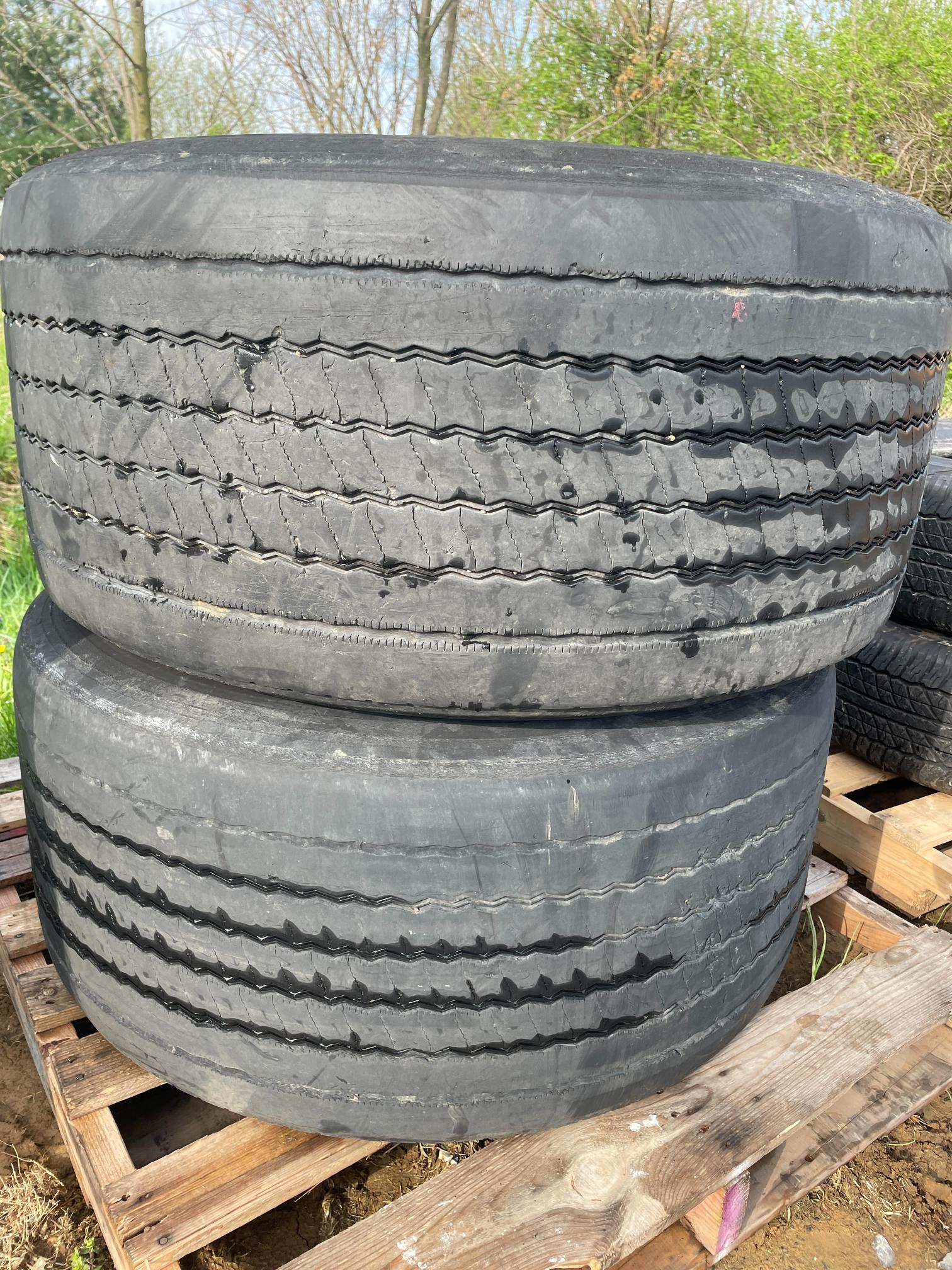 Lot Of (2) GreatEC 445/50R22.5 Rims/Tires