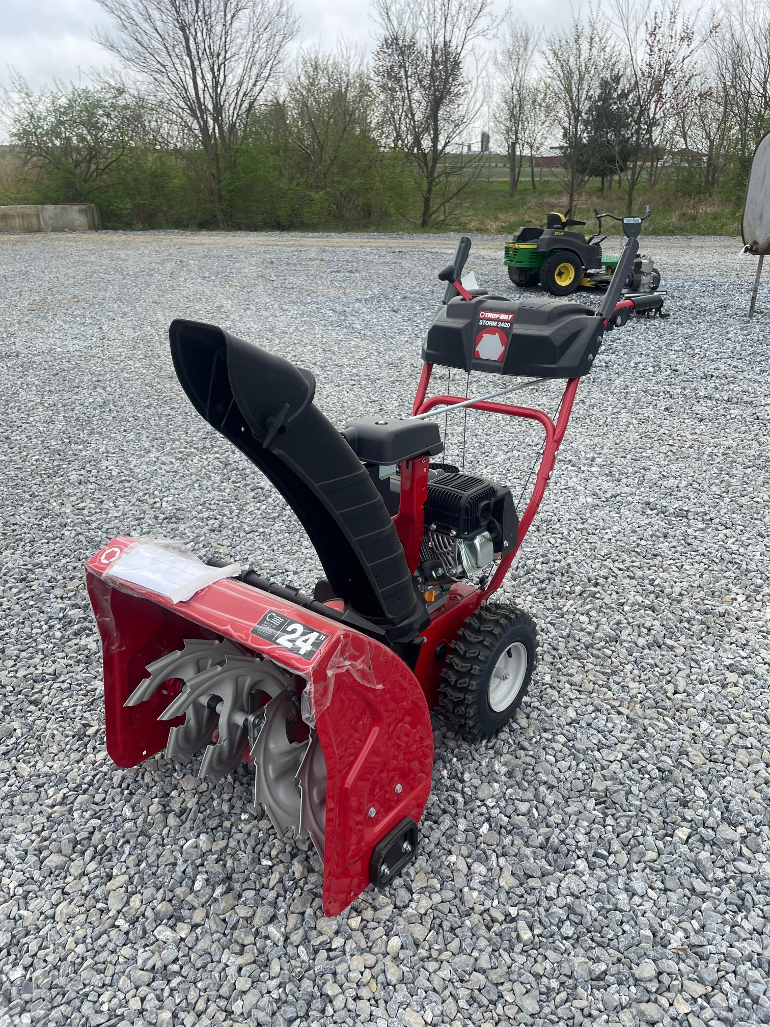 New Troy-Bilt  2420 24" Walk Behind Snow Blower