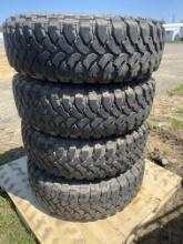 Set Of (4) Comforser 235/85R16 LT Tires W/ Rims