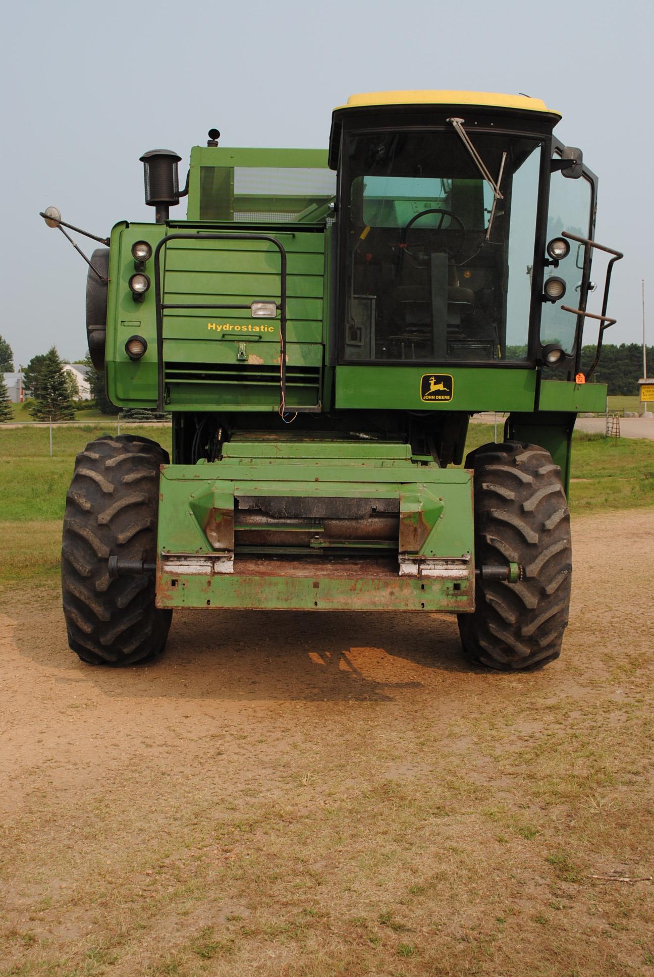 1980 John Deere 6620 diesel, 4494 hours, hydrostatic combine, 15 good new bearings, new hydro filter