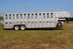 1988 Wilson 24' livestock trailer, usable trailer, the axles, bearings & brakes were all gone throug