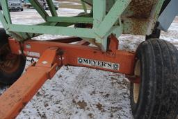 Parker Gravity Box on Meyer's 10-ton running gear, flotation tires, 400 bu., adjustable tongue