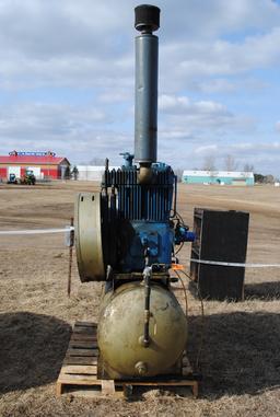 Quin Air Compressors 3-phase, 15 HP Quincy Model 390 compressor, works, replaced by newer machine