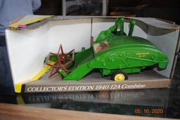 1/16 Ertl 1940 12A combine