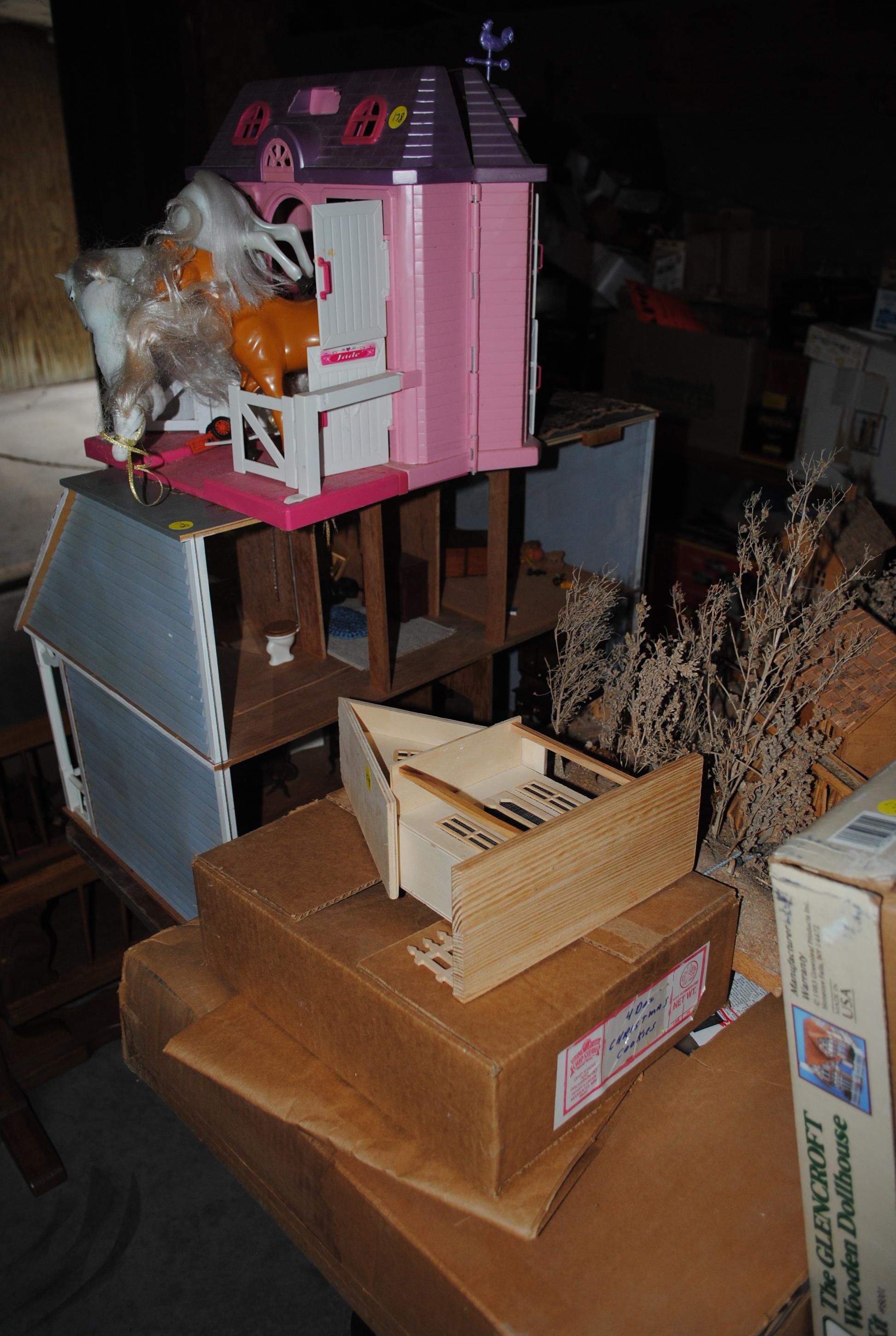 Large lot of assorted doll houses & accessories