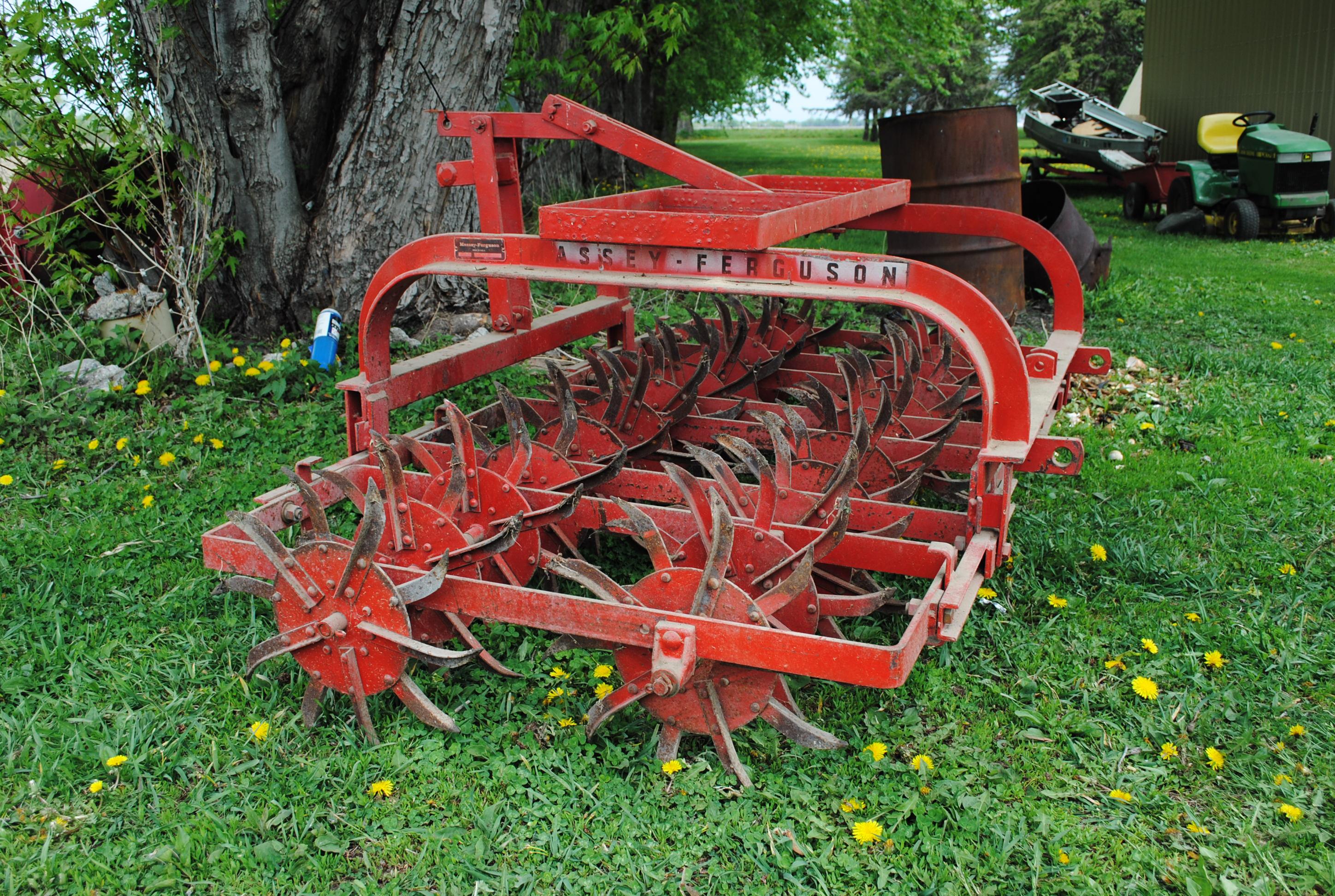 7' Massey Ferguson 3-point rotary hoe