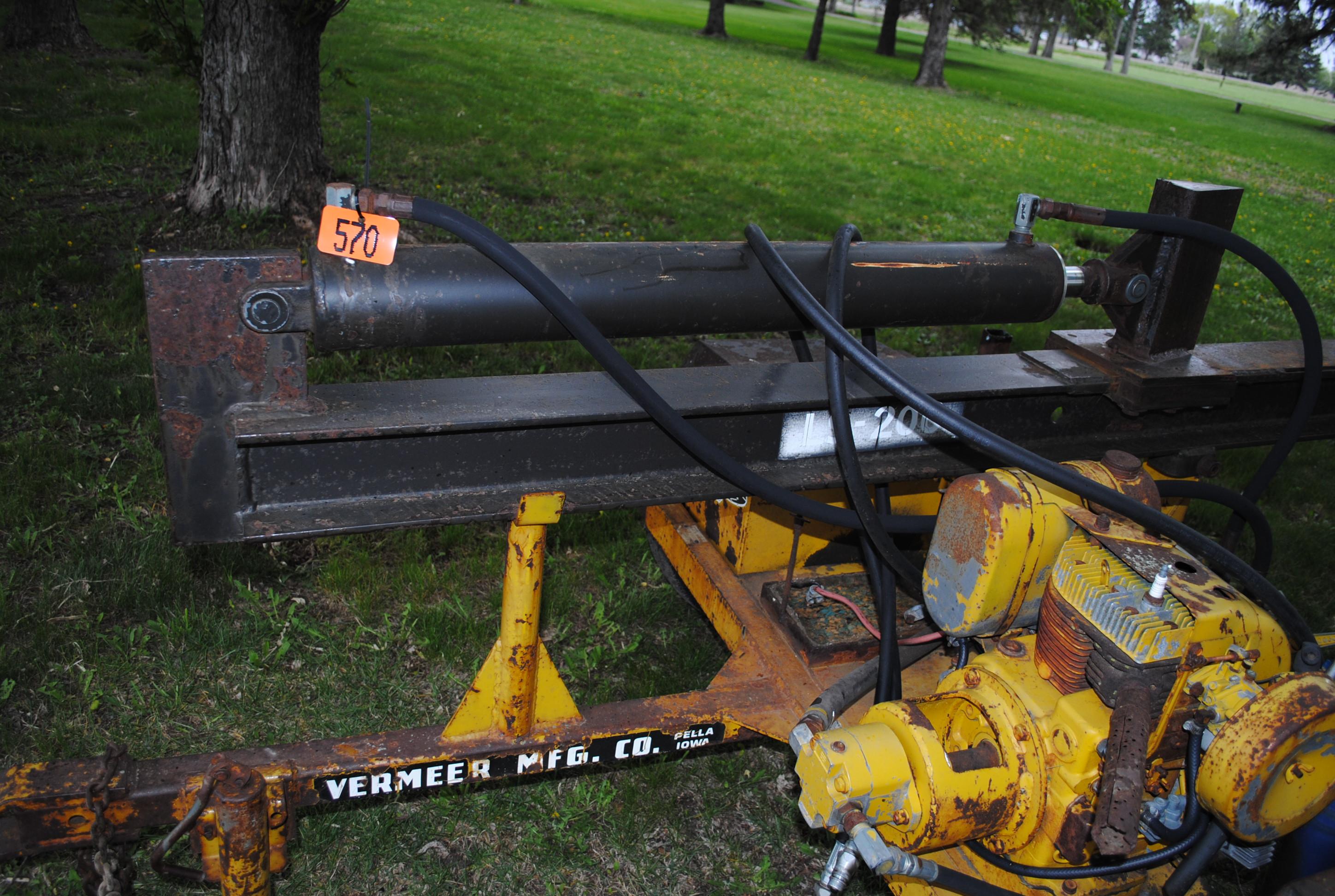 Vermeer LS200 wood splitter, vertical & horizontal, 3' ram, set up to run on hydraulics, has bad mot