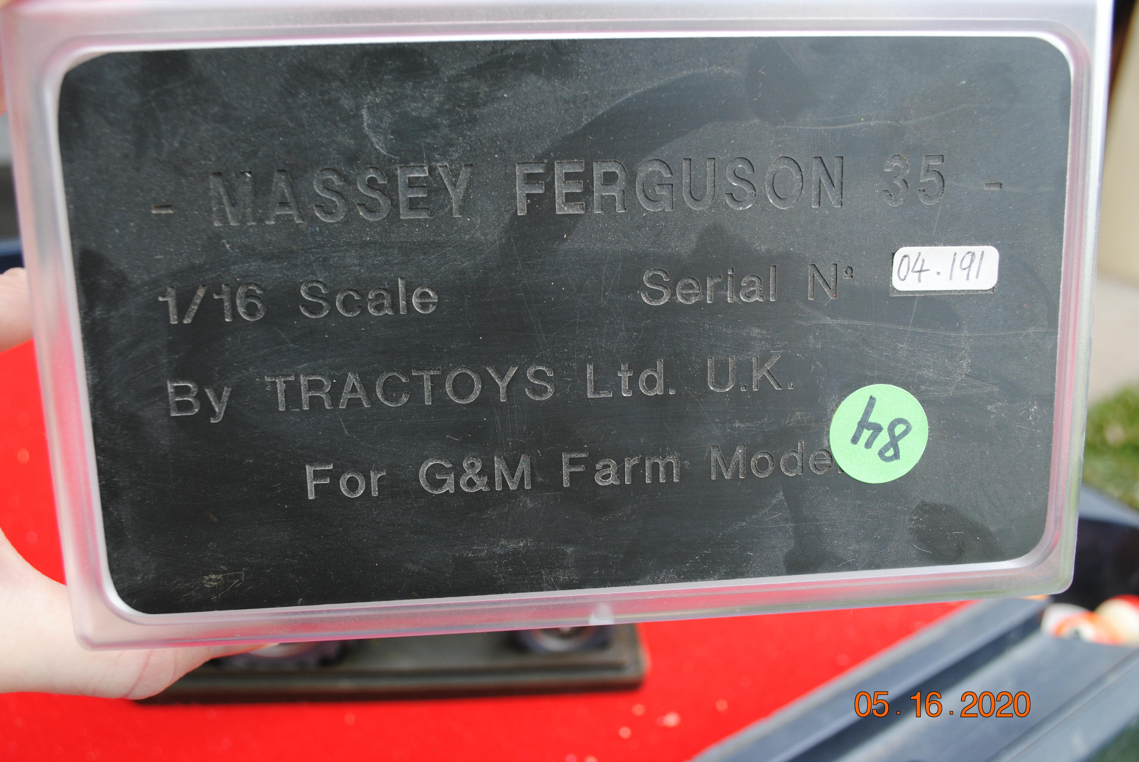 1/16 Massey Ferguson 35 in display case