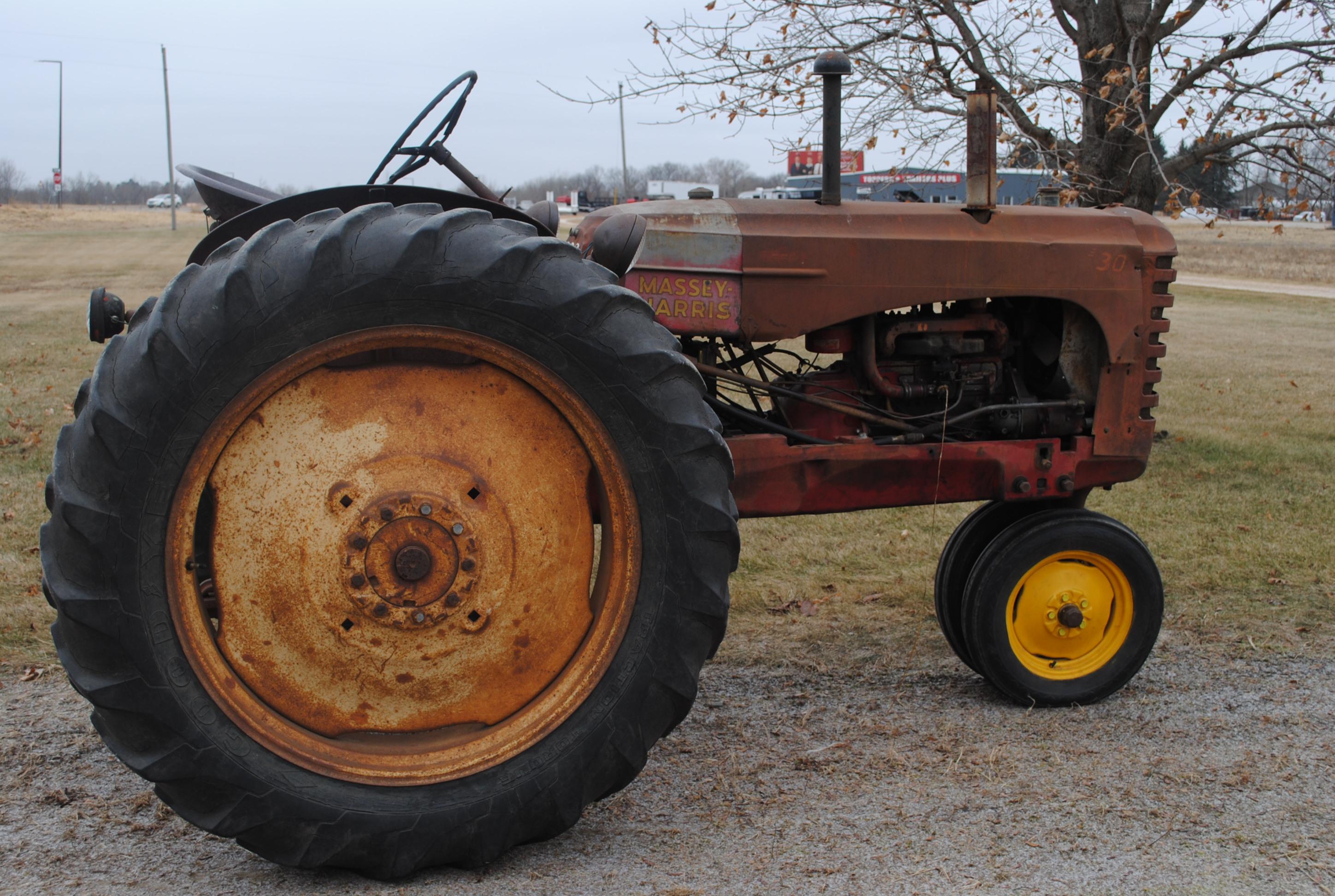 Massey Harris 30 (July 11, 1950), narrow front, fenders, Serial #9218A, 6-volt, batterery is pretty