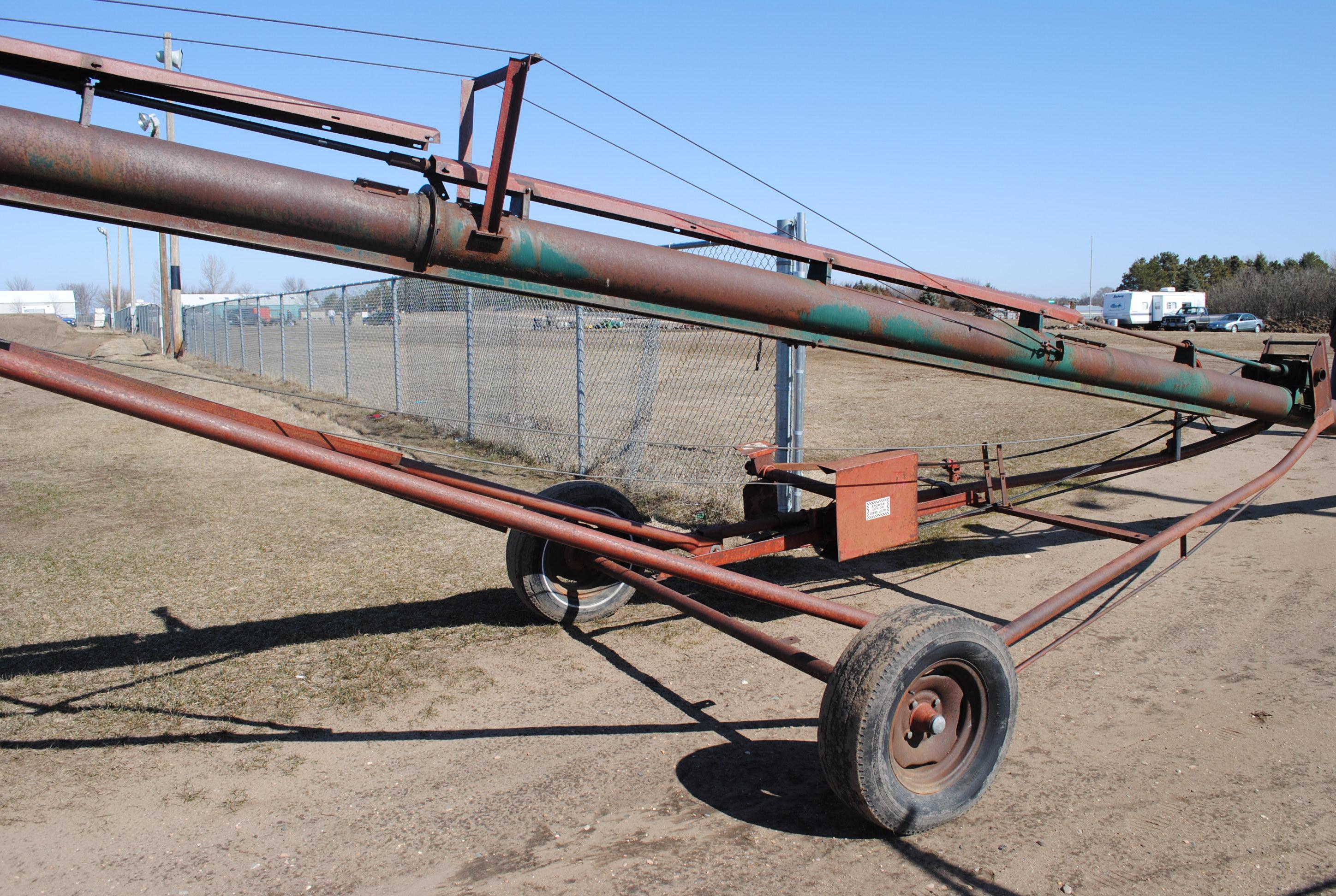 Westgo 8"x50' approximate auger, needs new belt & cable