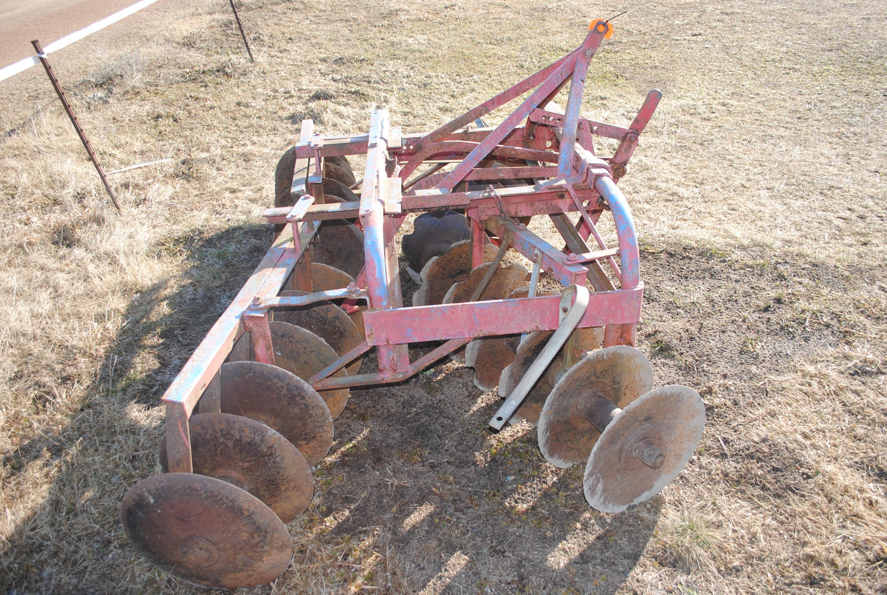 8' 3-Point Disc, has been welded