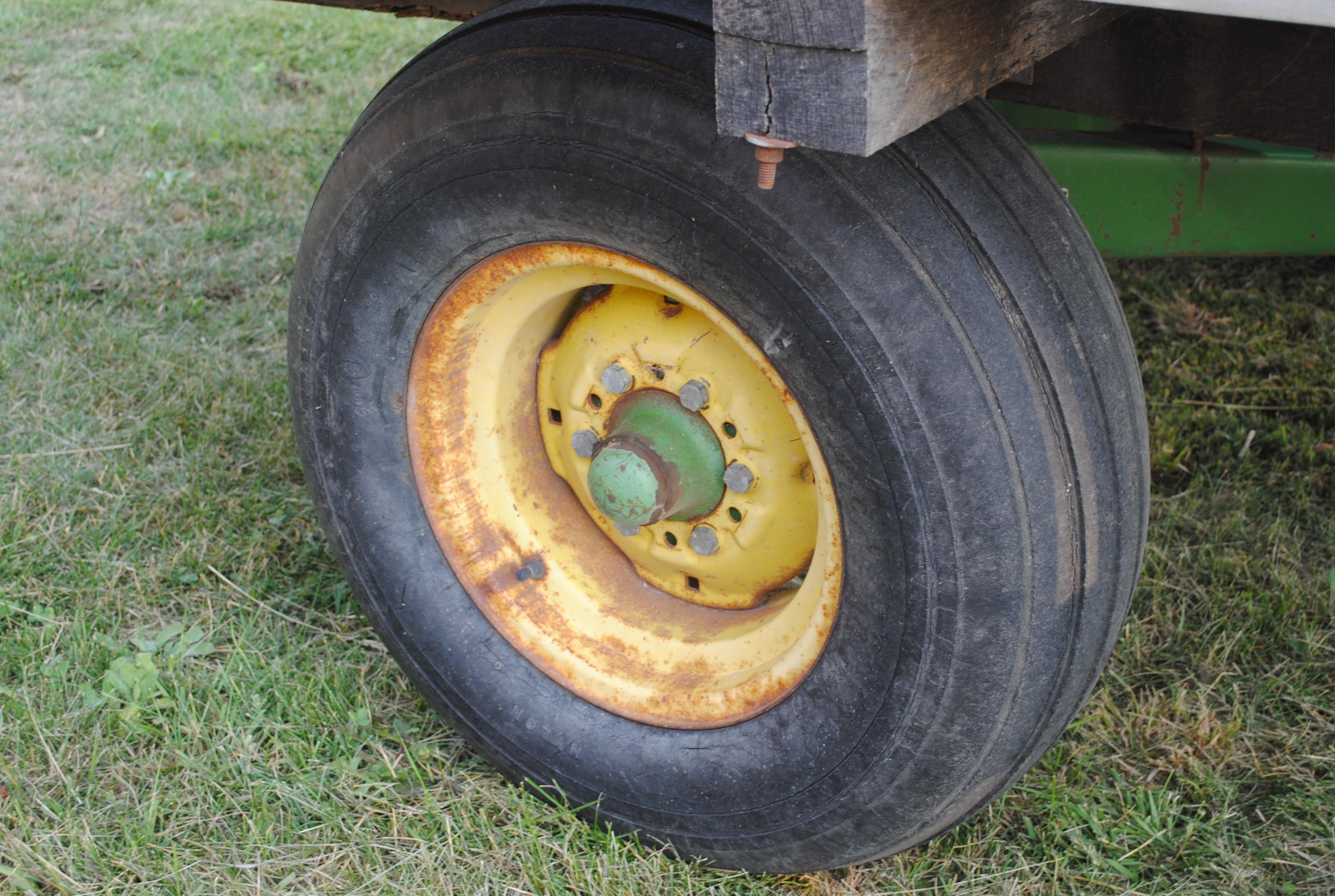 H&S 8'x16' Throw Bale Wagon on John Deere heavy duty running gear