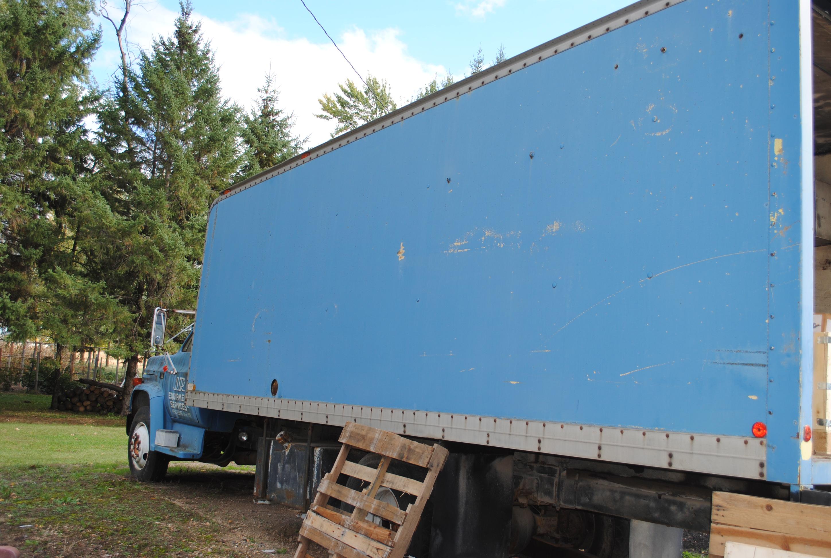 1983? GMC 7000 Box Truck with V8 gas motor, used for storage. Recently had running. Needs tune up an