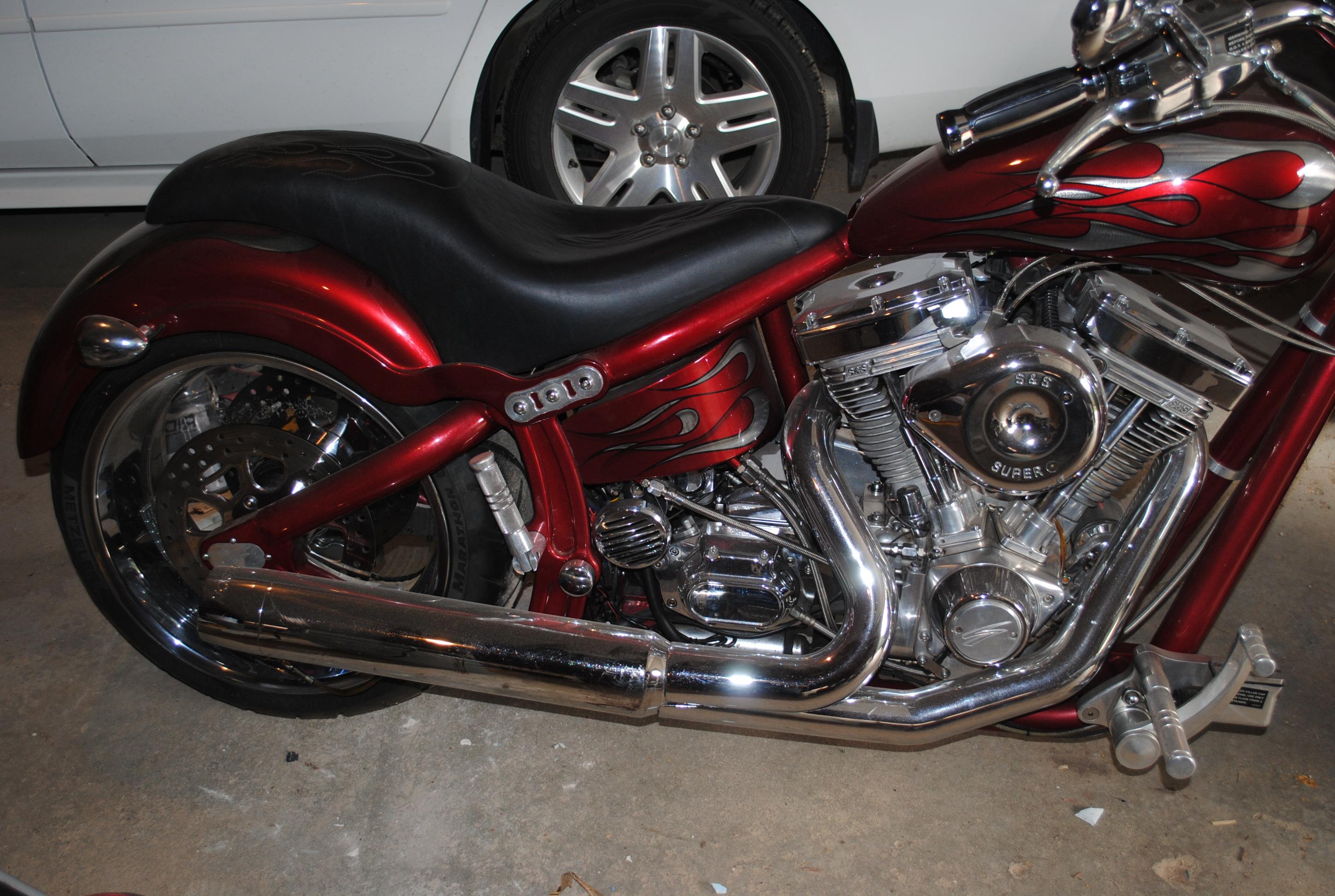 2004 Swift Custom Chopper Motorcycle with S&S motor, new tires, new seat, chromed out. Titled - Sale