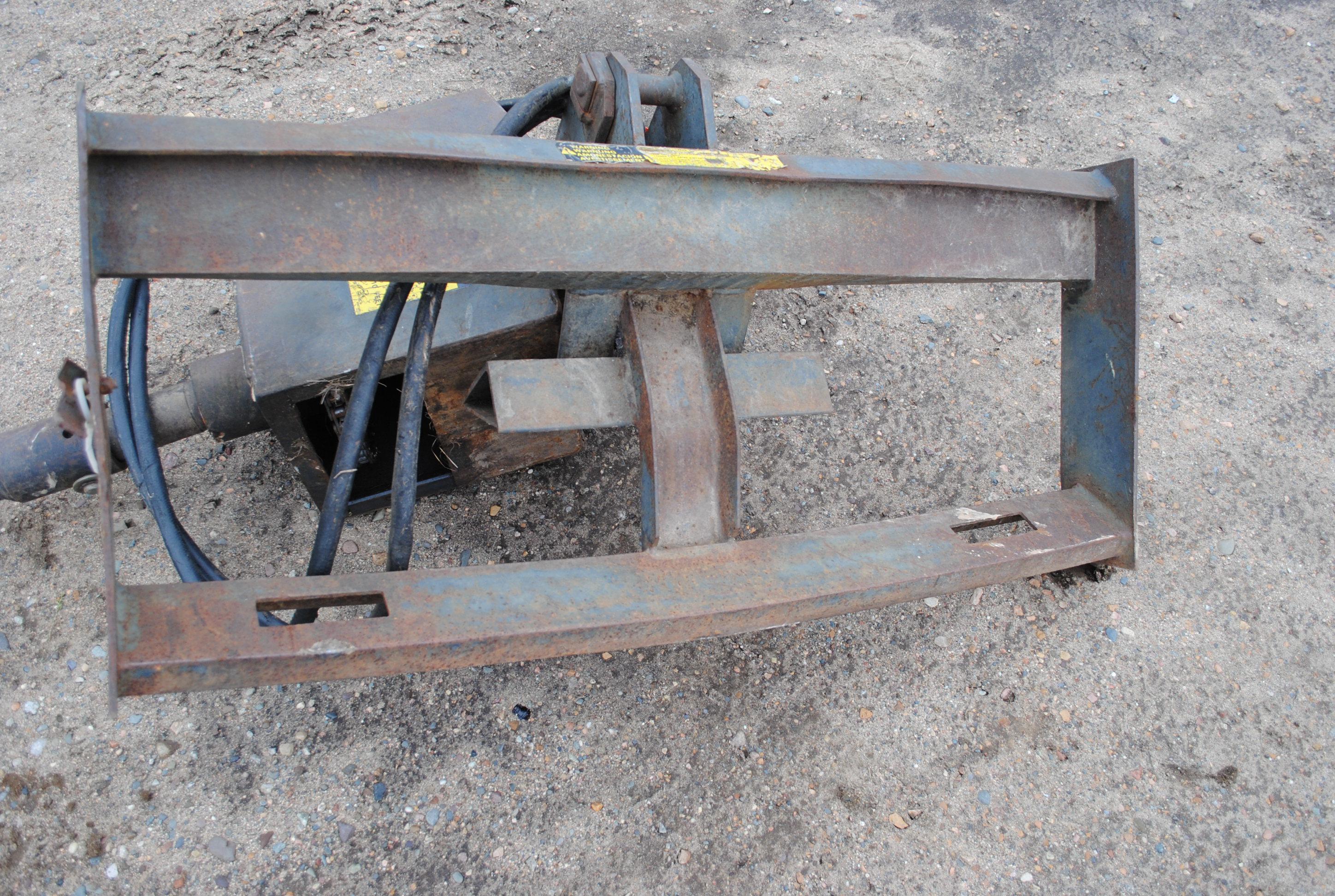 Lowe Brand Post Hole Auger with Universal Skid Loader Mount, 9" bit, bent plate