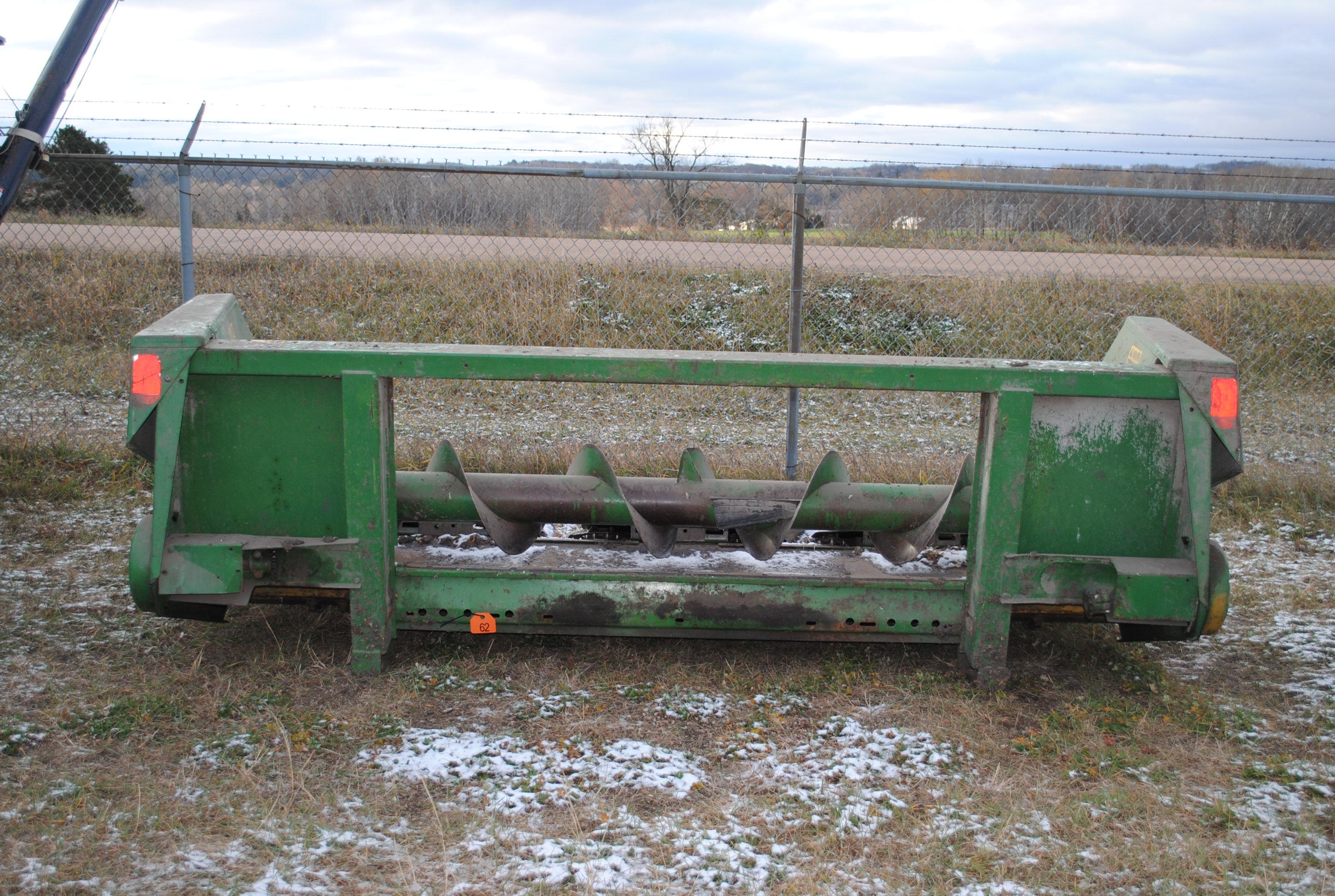 John Deere 443 4-Row 36" Corn Head