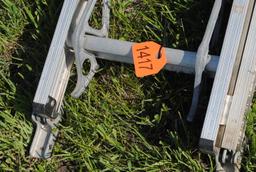 28' Extension Ladder, Louisville brand, 250# rating, new around $400-$600