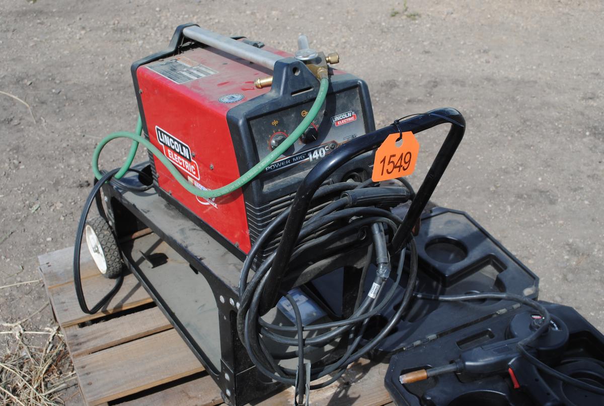 Lincoln Mig Welder with porable spool gun