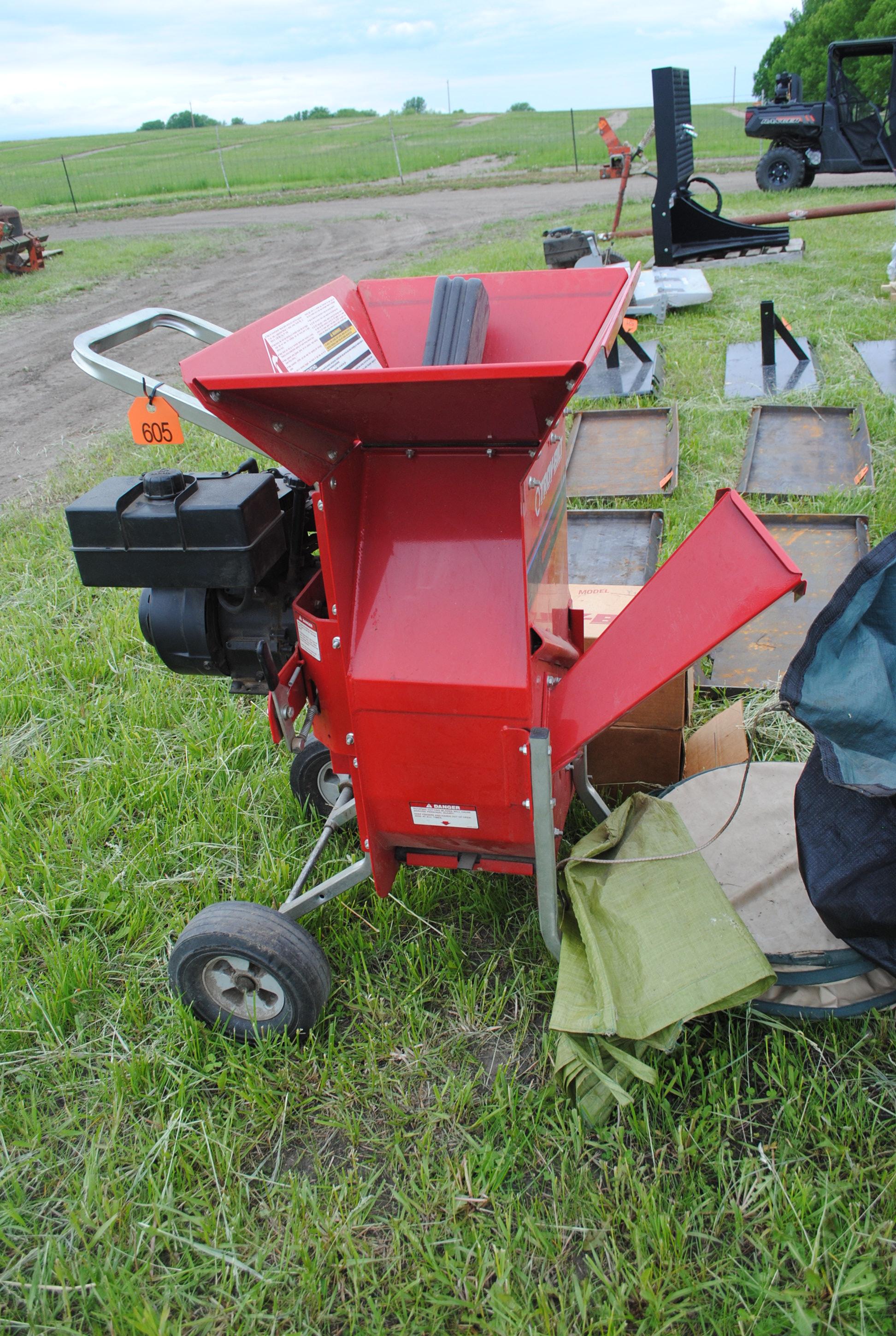 Troy-bilt Wood chipper  w/extra grates, has manual & cover