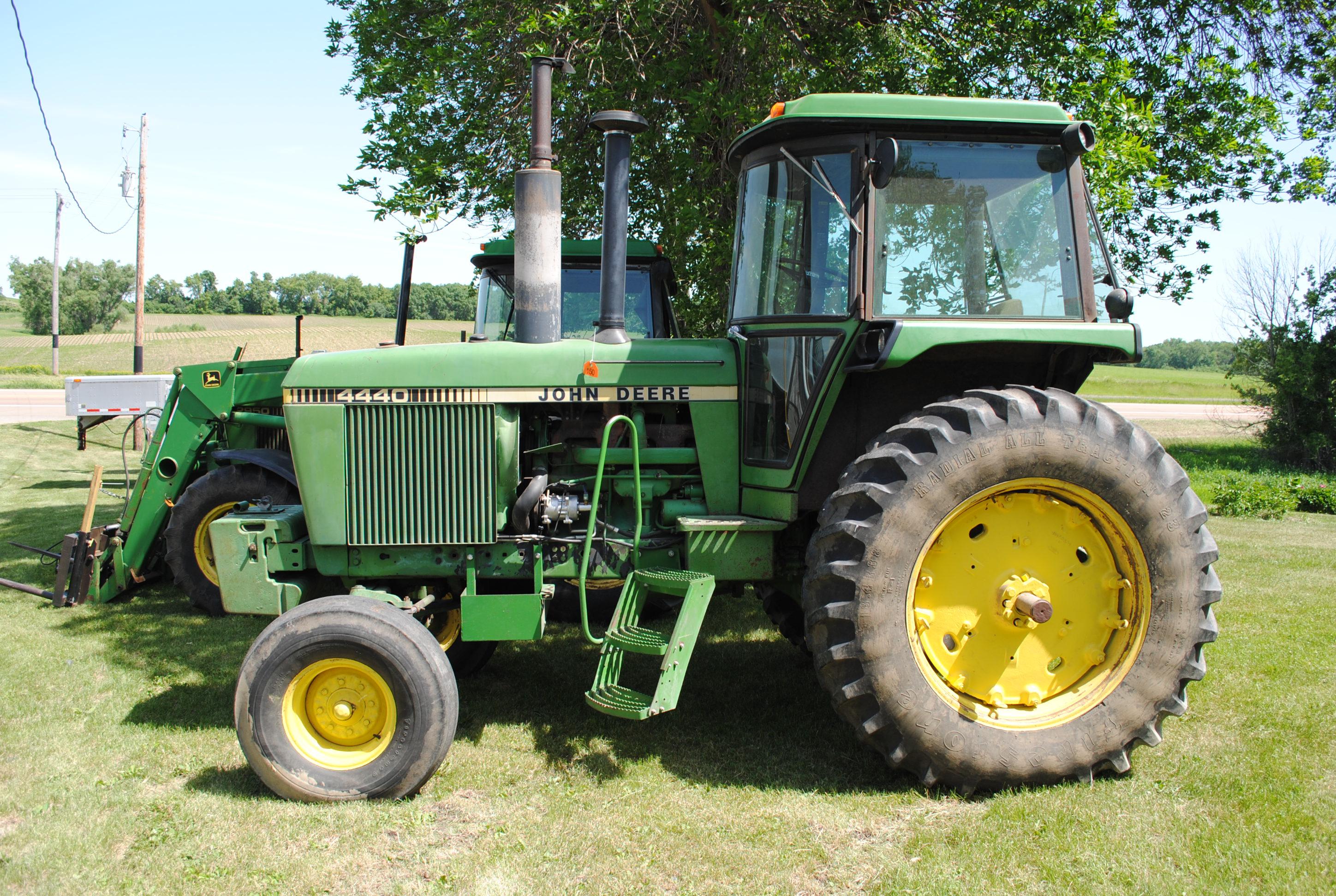 John Deere 4440 Diesel with 8-speed Powershift & 4 reverse, band duals, 2 hydraulics, 540 & 1000 pto