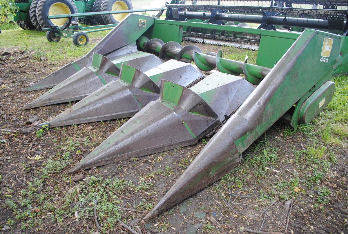 John Deere 444 Corn Head, 36" rows