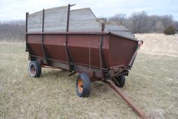 Flarebox with pto apron floor on MN Heavy Duty Super 6 running gear, bad floor