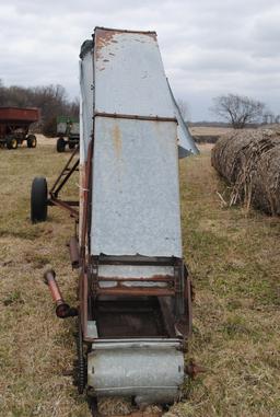 50' +/- Kewanee Model 500 Elevator on Transport, pto driven