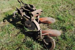 Case Eagle Hitch 2-bottom plow, 2-16's