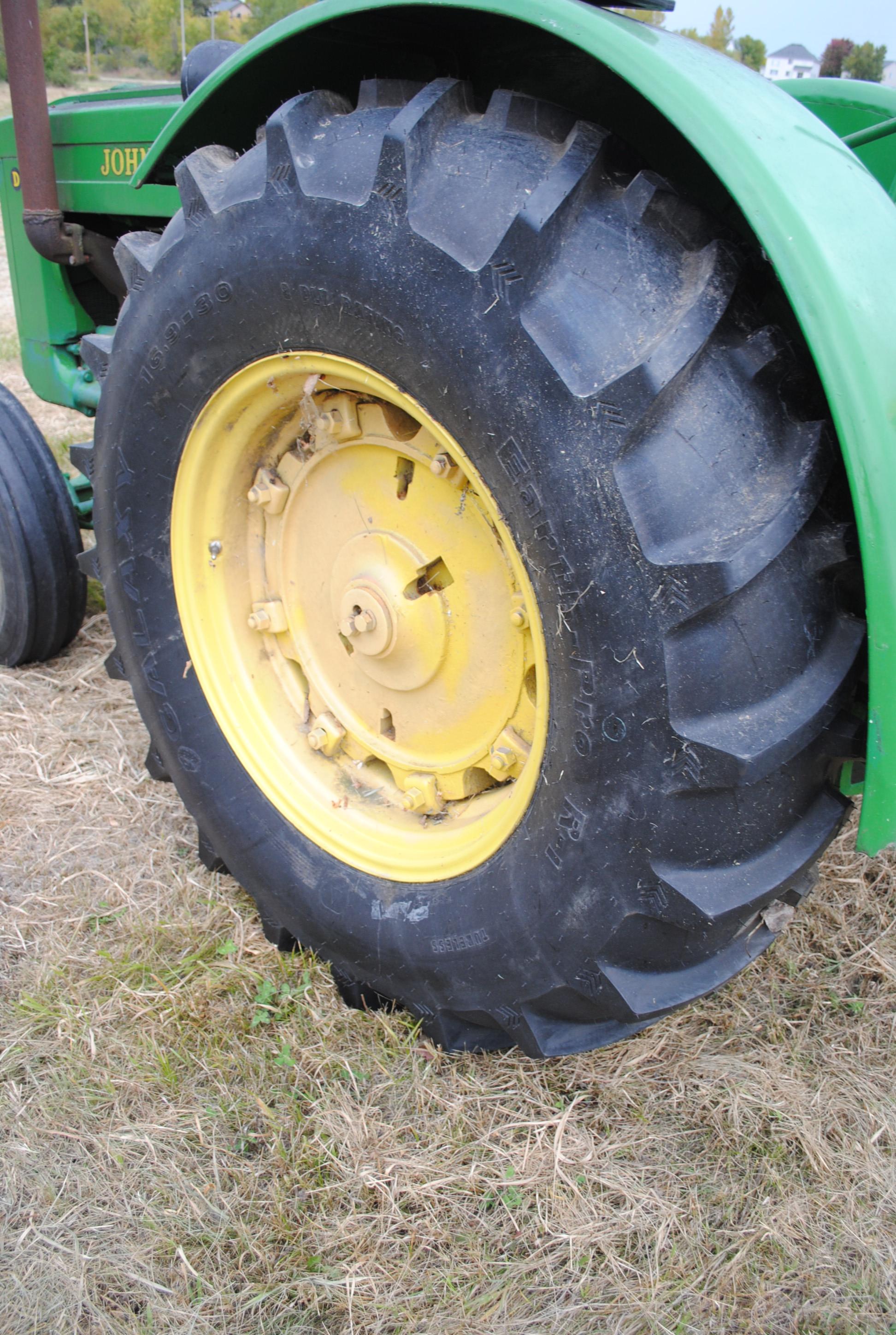 John Deere 'D', fenders, lights, electric start, 16.9-30 rears, 7.50-18 fronts, tires are near new,