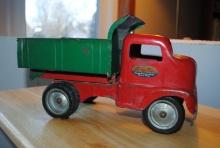 Tonka (1952-1953?) "Tonka Toys - Mound Metalcraft Inc., Mound, Minn. Dump Truck", no box
