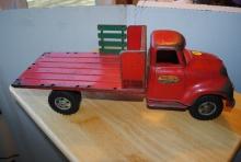 Tonka (1954?) "Stake Bed Truck", missing some sides, no box