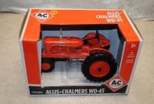 Ertl 1/16 scale die cast "Allis-Chalmers WD-45 Tractor" with box