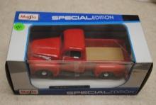 Maisto Special Edition 1/25 scale die cast "1948 Ford F-1 Pickup" with box