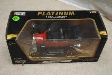Motor Max Platinum Collection 1/24 scale die cast "1925 Ford Model T Touring" in box