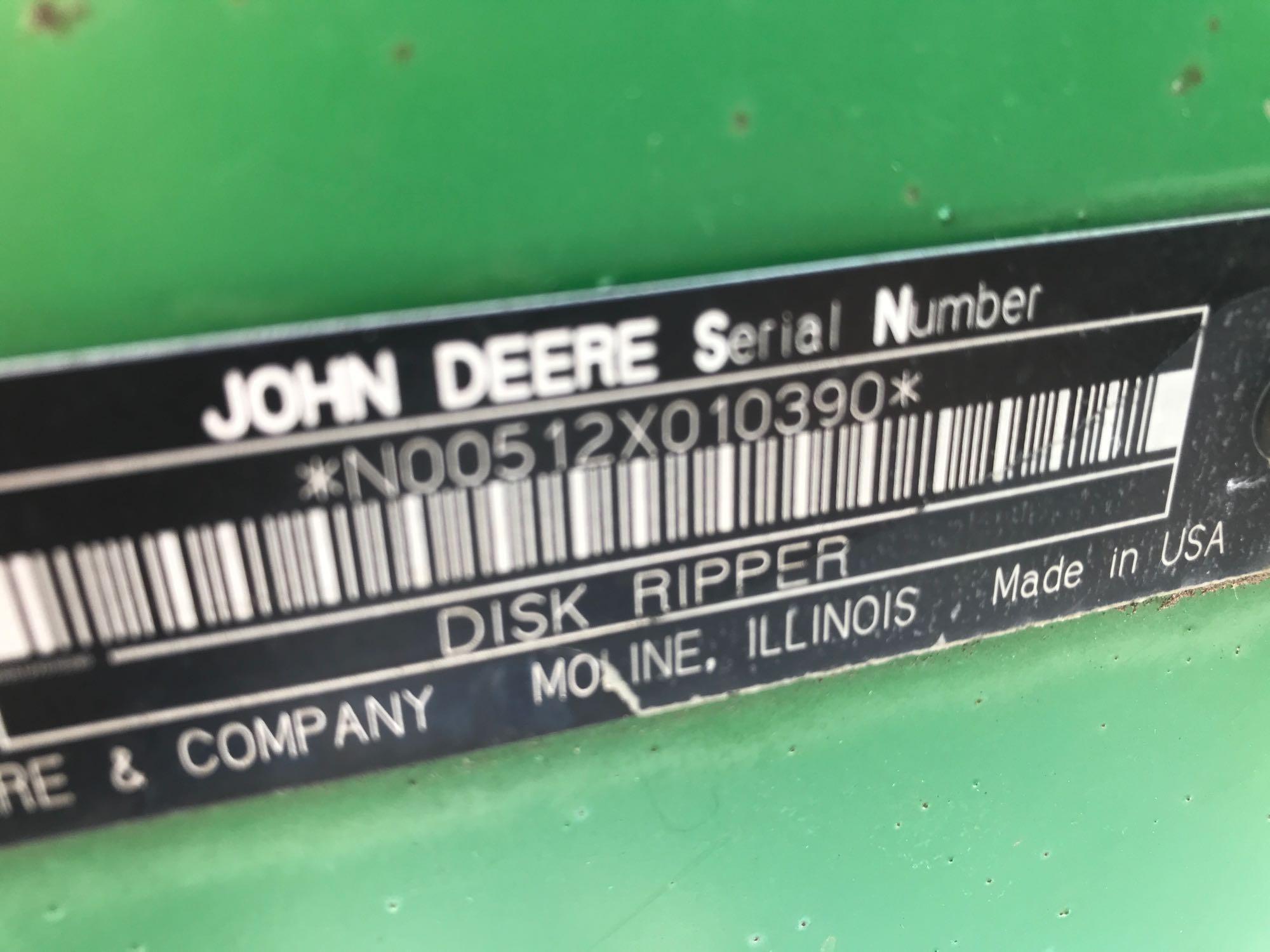 JD 512 7x30 Disc Ripper