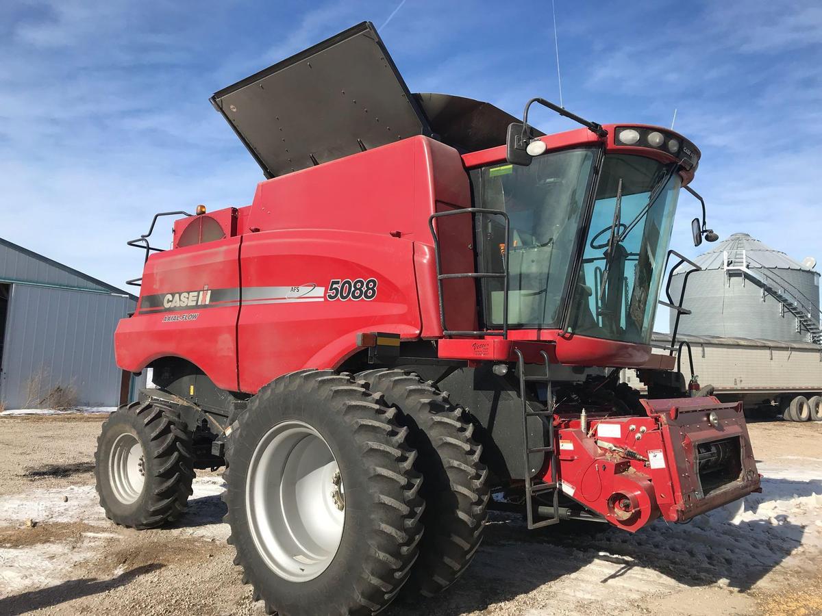 Case-IH 5088 Combine