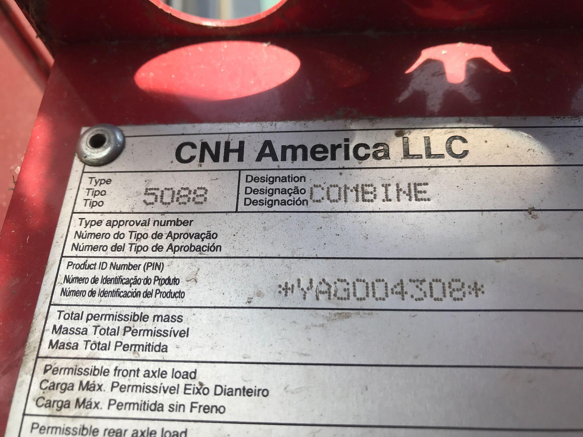 Case-IH 5088 Combine