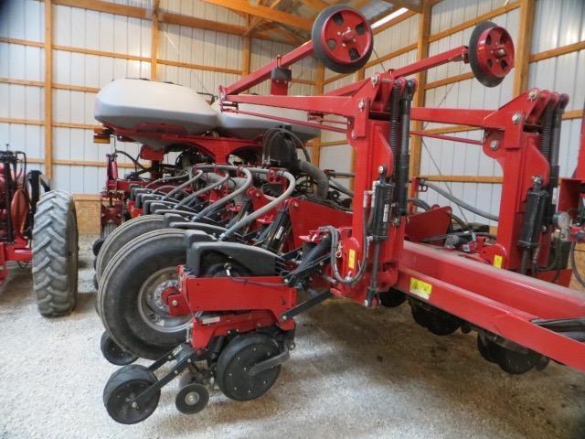 2014 Case-IH 1255 16R30 Planter