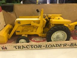 IH 3444 Loader Backhoe NIB