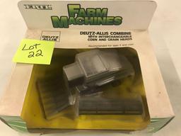 Duetz Allis "R50" Combine w/ Headers NIB