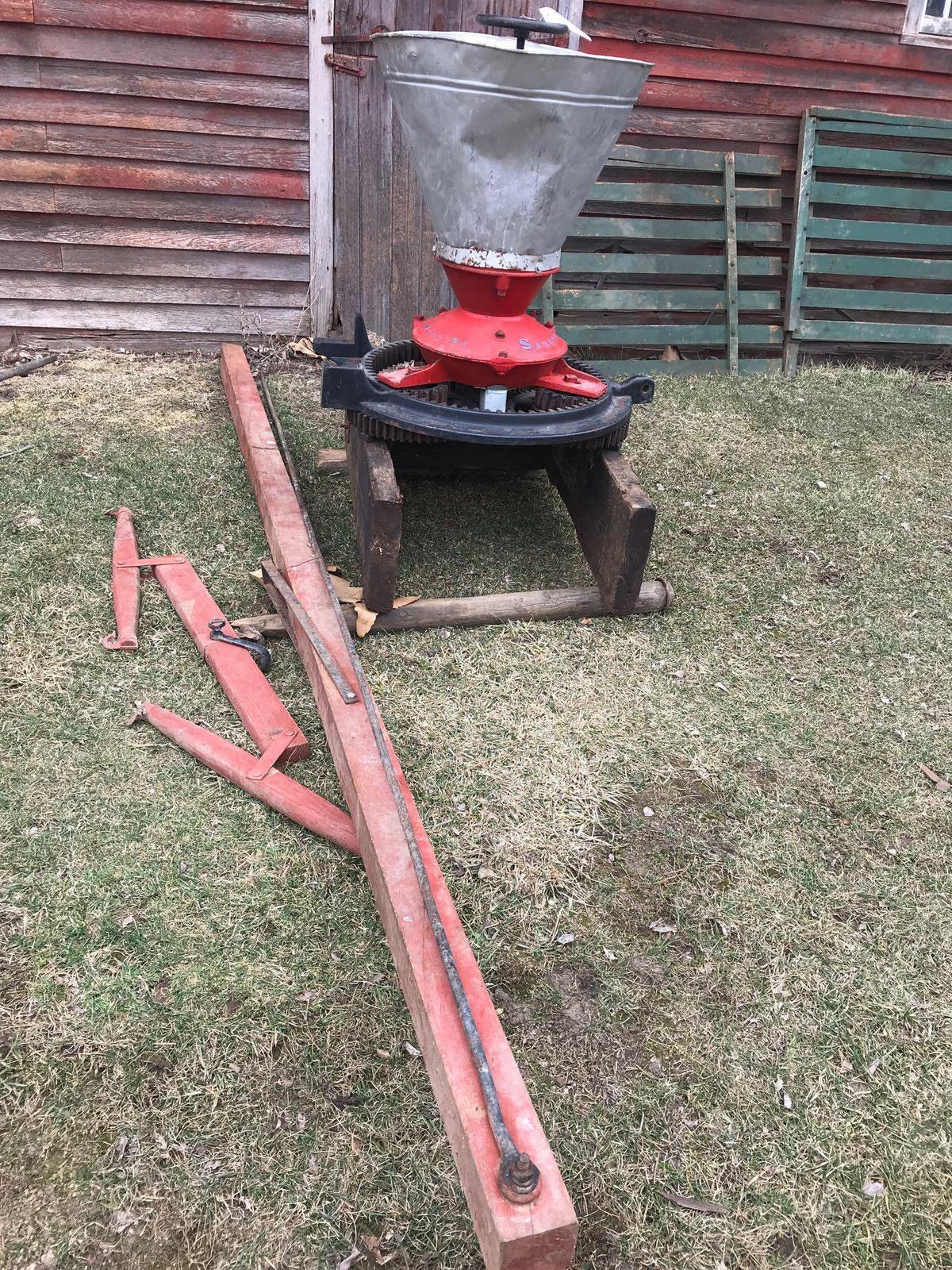 Sandwich rotary horse powered burr mill with tongue and double tree.