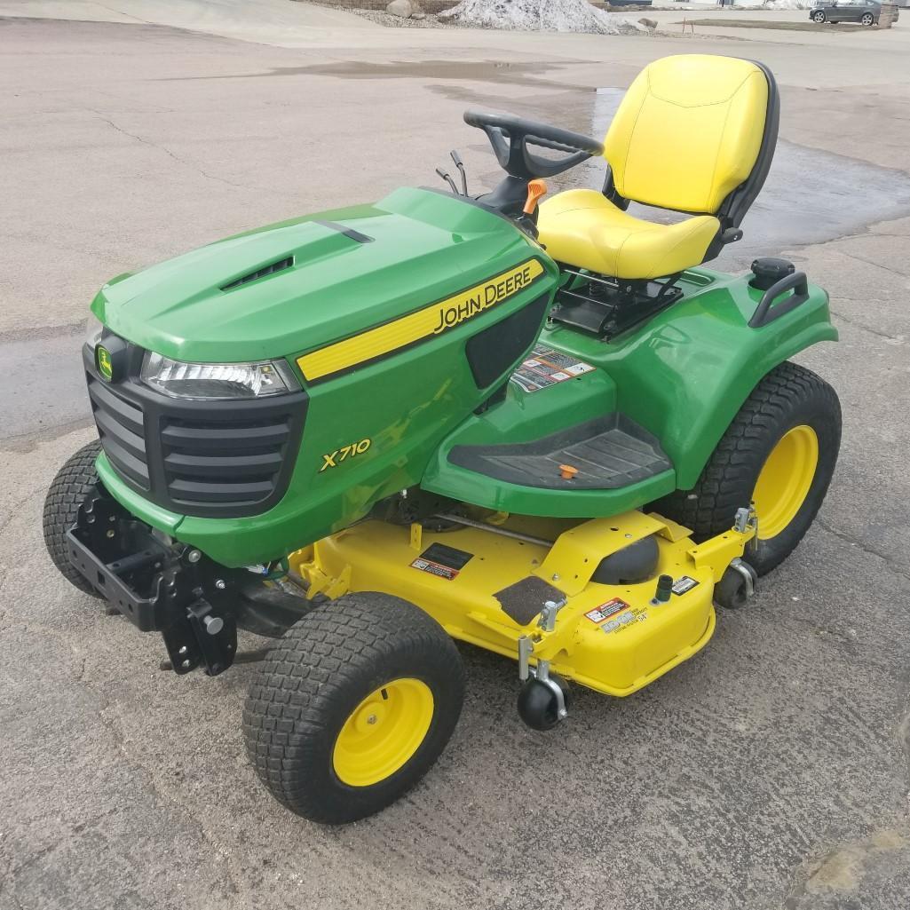 2014 JOHN DEERE X710 W/54" DECK