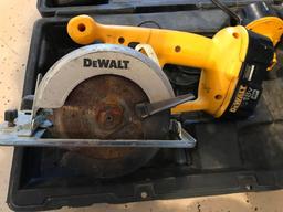 DeWalt DW 936- 5'' cordless 18 V trim saw