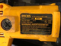 DeWalt DW 305 electric reciprocating saw with hard case